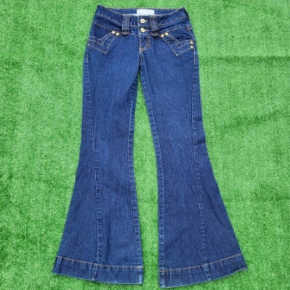 Baby Phat Flares Size 3 90s Y2K vintage baby fat jeans Dark wash denim gold cat
